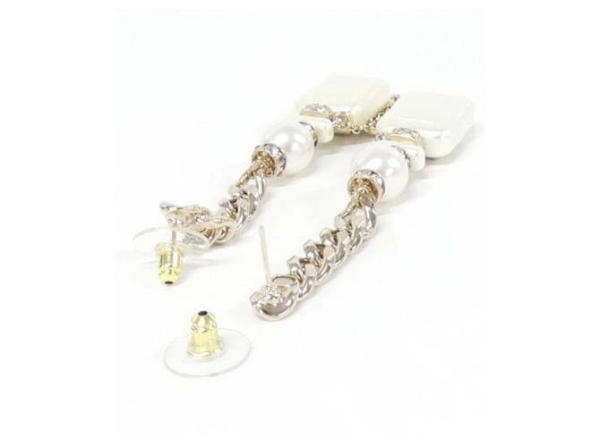 Orecchini a perno Chanel AB8470 Bianco D'oro - vista 4