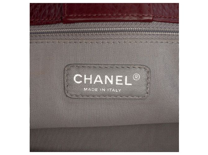 Executive Chanel Rosso Piccola Borsa in Pelle di Vitello Esecutiva Cerf Bordò - vista 5