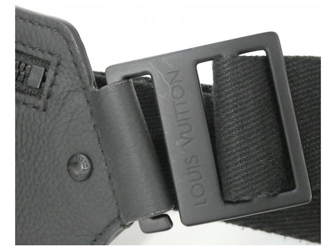 Borsa a Spalla Louis Vuitton LV Aerogram Takeoff Nero - vista 7