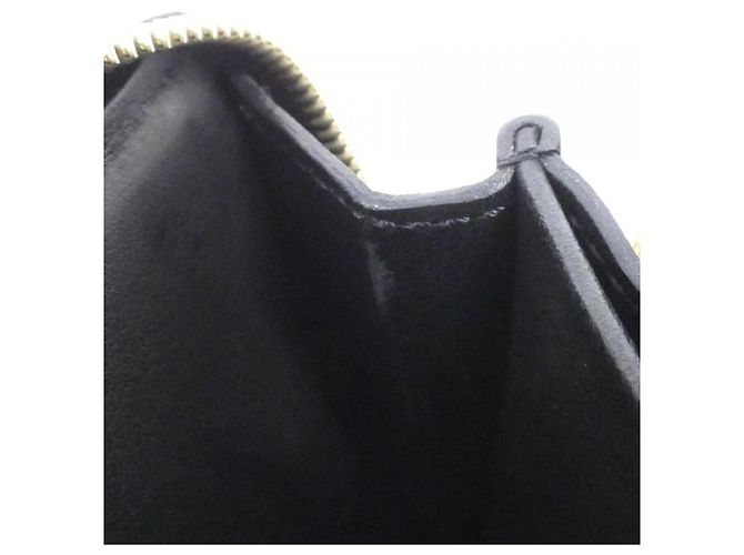 Cartera Lou M81599 Coussin Louis Vuitton Negro - vista 10