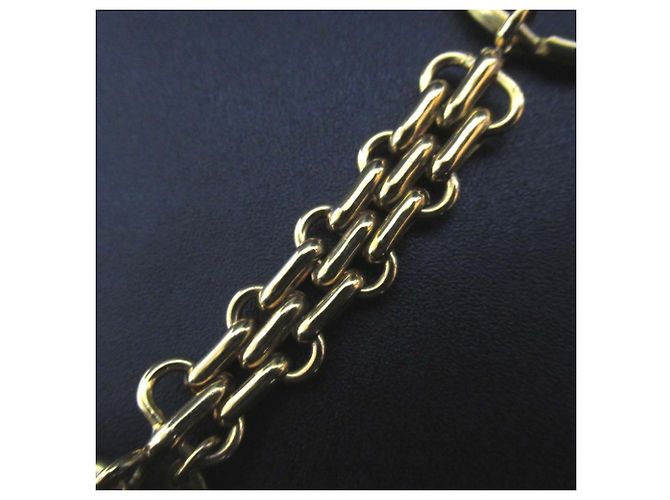Portachiavi circolare matelassé Chanel Coco Mark D'oro - vista 5