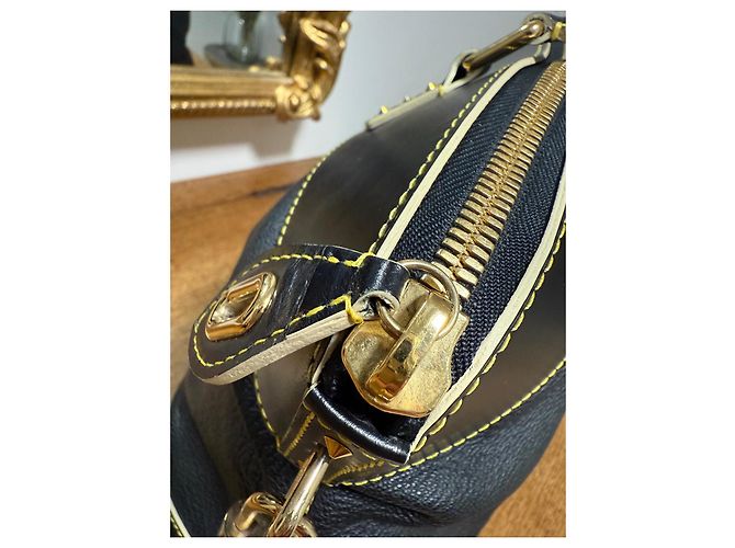 Louis Vuitton Suhali Lockit Borsa in pelle nera Nero - vista 11