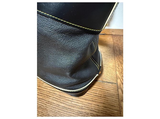 Louis Vuitton Suhali Lockit Borsa in pelle nera Nero - vista 9
