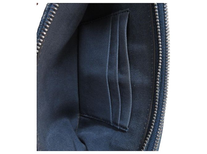 Borsa a spalla in pelle di vitello grana blu navy Chanel - vista 14