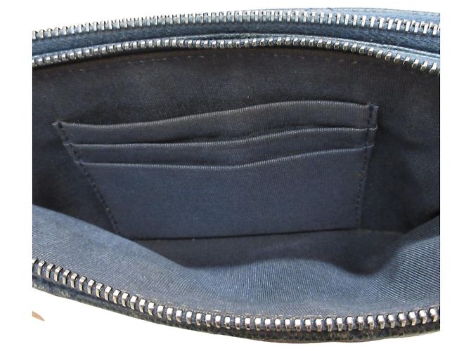 Borsa a spalla in pelle di vitello grana blu navy Chanel - vista 15