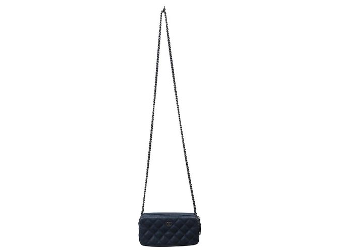 Borsa a spalla in pelle di vitello grana blu navy Chanel - vista 3