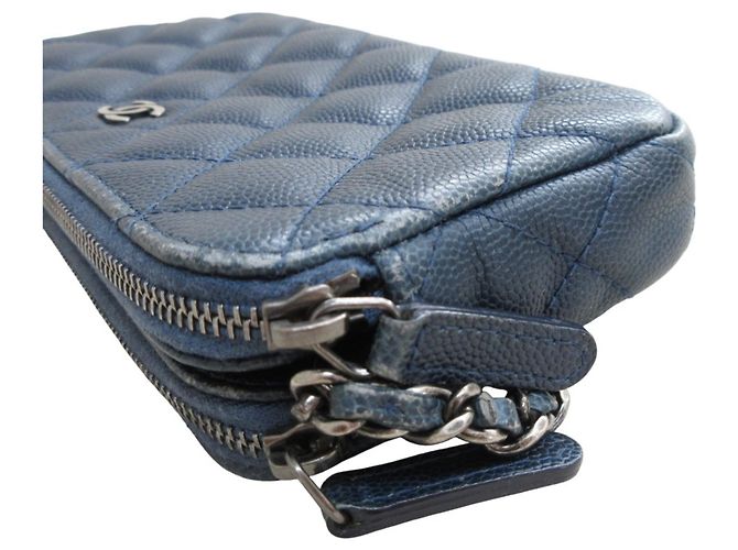 Borsa a spalla in pelle di vitello grana blu navy Chanel - vista 6