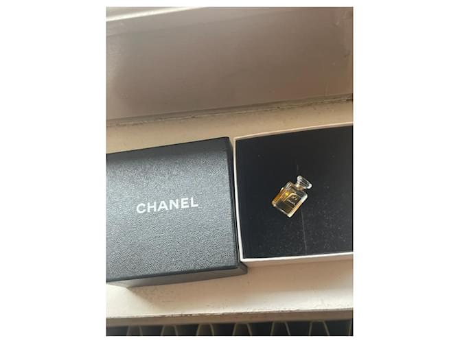 Cambon Spilla Chanel n 5 Gold hardware - vista 2