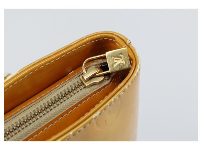LOUIS VUITTON Monogram Vernis Houston Hand Bag Beige M91004 LV Auth BA9047 - view 19