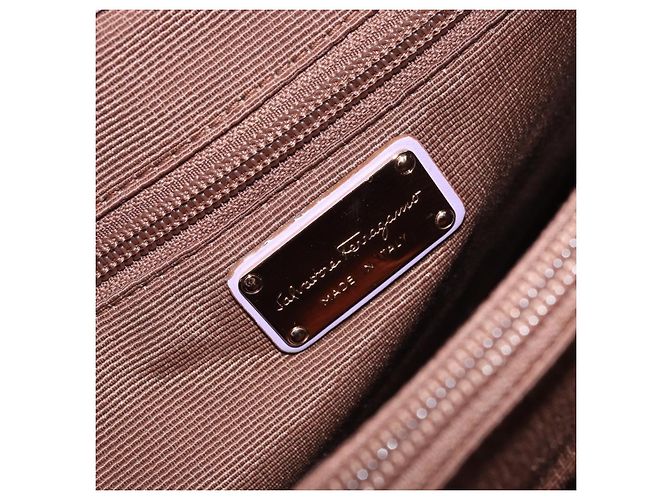 Borsa a mano Vala in nylon viola e oro Salvatore Ferragamo Auth bs31861 D'oro Porpora - vista 16
