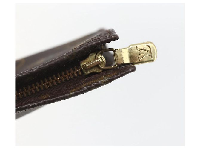 LOUIS VUITTON Monogram Bucket GM Accessory Pouch LV Auth 158064 - view 9