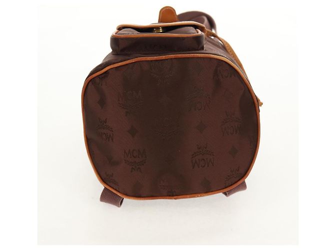 MCM Zaino Vicetos Logogram in nylon marrone e oro Auth 158482 D'oro - vista 12