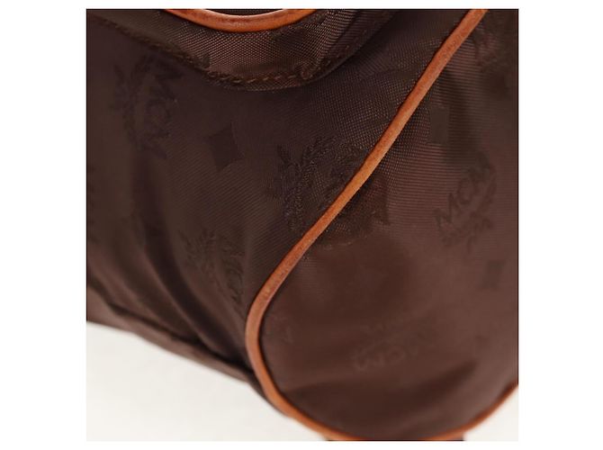 MCM Zaino Vicetos Logogram in nylon marrone e oro Auth 158482 D'oro - vista 13