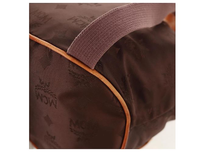 MCM Zaino Vicetos Logogram in nylon marrone e oro Auth 158482 D'oro - vista 16