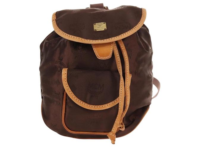 MCM Zaino Vicetos Logogram in nylon marrone e oro Auth 158482 D'oro - vista 2