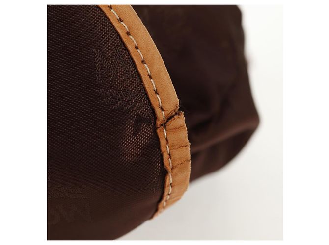 MCM Zaino Vicetos Logogram in nylon marrone e oro Auth 158482 D'oro - vista 7
