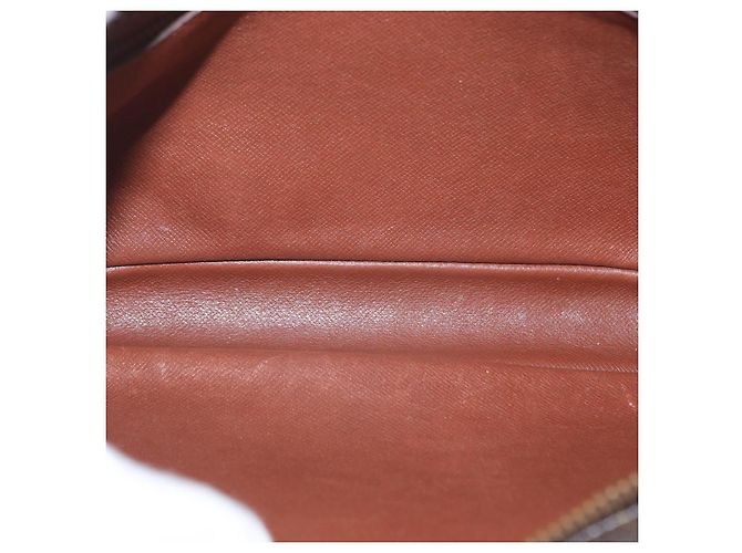 LOUIS VUITTON Clutch Marly Dragonne GM Monogram M51825 LV Auth ka1047 Monogramma - vista 10