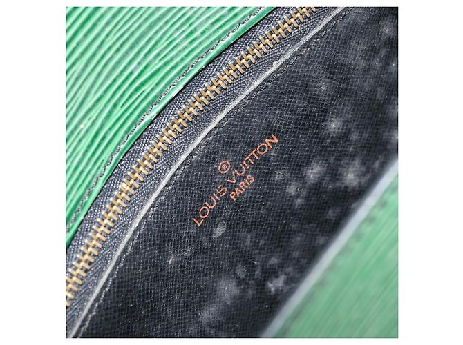 LOUIS VUITTON Borsa a Spalla Epi Saint Cloud GM Verde M52194 LV Auth 157851 - vista 9