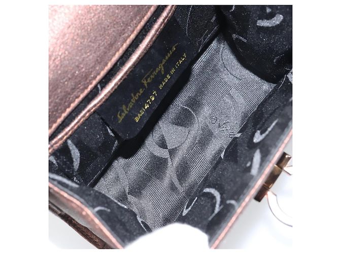 Borsa a Spalla Gancini in Pelle Salvatore Ferragamo D'oro - vista 5