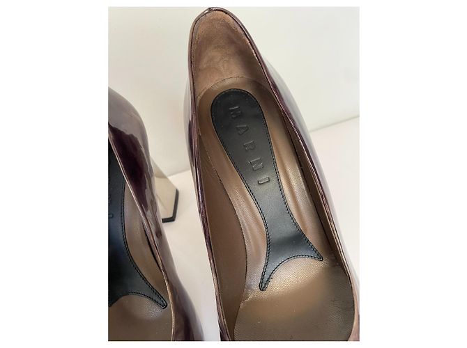 Décolleté Marni in pelle marrone - vista 5