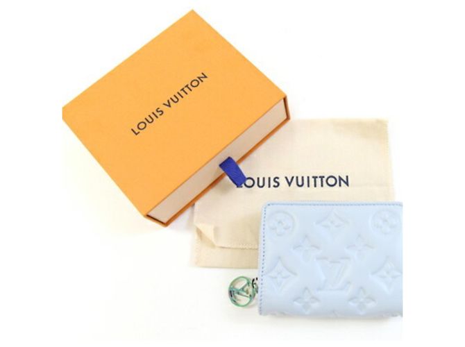 Cartera Lou Bifold Monogram Coussin Louis Vuitton Azul claro - vista 6
