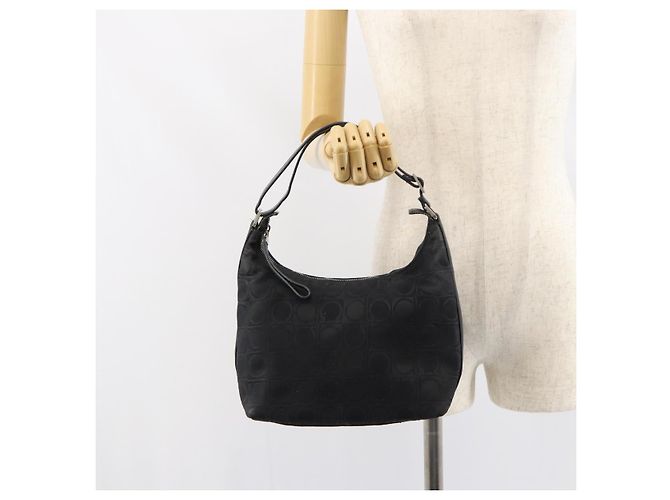 Borsa a Spalla Gancini in Nylon Nero e Argento di Salvatore Ferragamo Auth bs32062 - vista 21