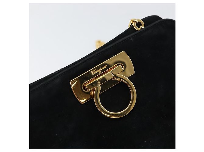 Borsa a Spalla Gancini Chain di Salvatore Ferragamo in Camoscio Nero e Oro Auth 148567 D'oro - vista 10