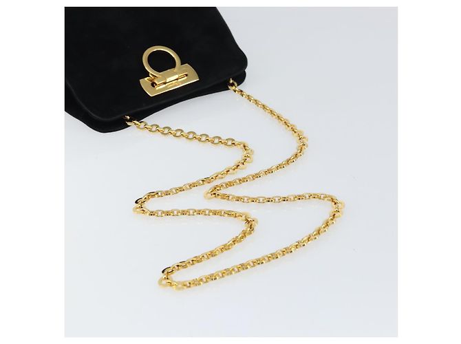 Borsa a Spalla Gancini Chain di Salvatore Ferragamo in Camoscio Nero e Oro Auth 148567 D'oro - vista 7