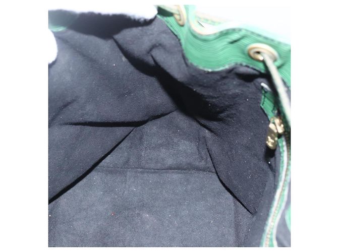 Noe LOUIS VUITTON Borsa a Spalla Petit Noé Epi Verde M44104 LV Auth 151097 - vista 19