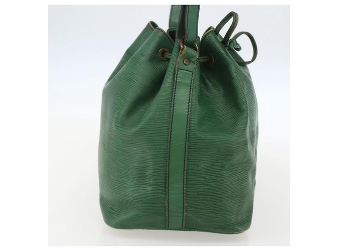 Noe LOUIS VUITTON Borsa a Spalla Petit Noé Epi Verde M44104 LV Auth 151097 - vista 3