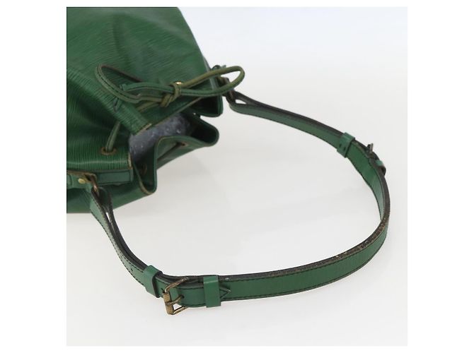 Noe LOUIS VUITTON Borsa a Spalla Petit Noé Epi Verde M44104 LV Auth 151097 - vista 7