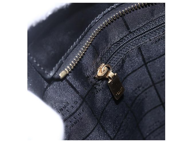 Céline Borsa a Spalla in Tela Macadam CELINE Vinile Marrone Oro Auth 148538 D'oro - vista 19