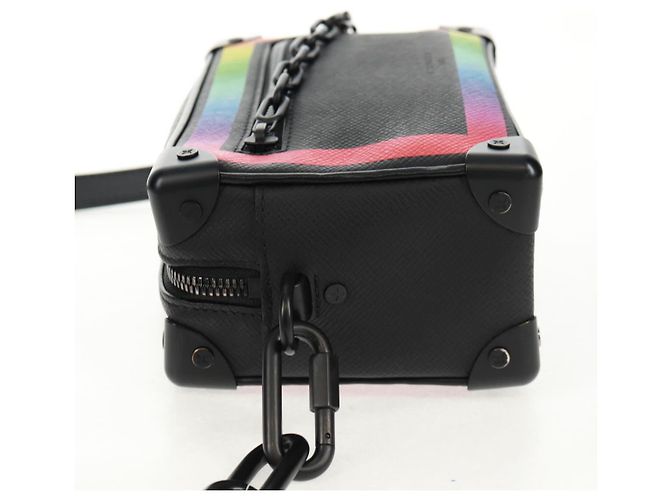 LOUIS VUITTON Taiga Rainbow Mini Soft Trunk Bag Nero M30351 LV Auth BA9470SM - vista 3