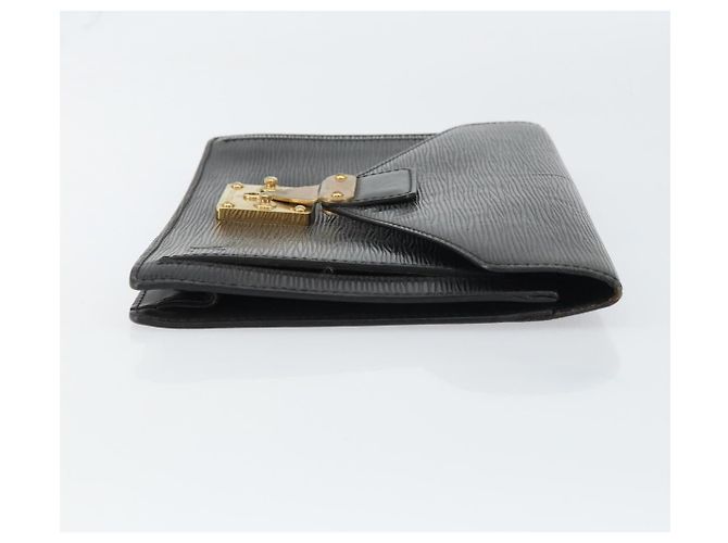 LOUIS VUITTON Epi Serie Dragonne Clutch Bag Nero M52612 LV Auth 160670 - vista 3