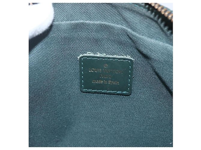 LOUIS VUITTON Pochette Karga Taiga Épicea M30814 LV Auth ka1191 - vue 17