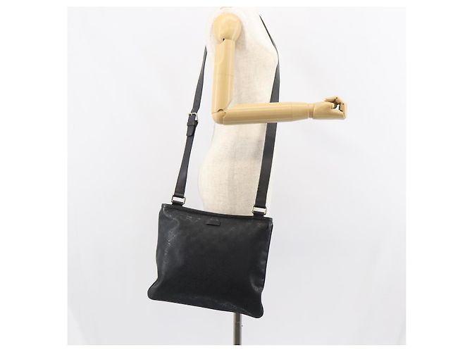 Bolsa de Ombro GUCCI GG em PVC Preto Prata 201446 Auth bs31747 - vista 24