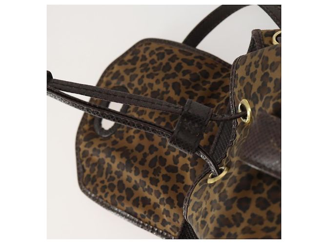 Autre Marque Zaino in nylon marrone e oro Auth yk20025 di BOTTEGA VENETA D'oro - vista 18