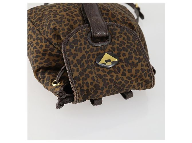 Autre Marque Zaino in nylon marrone e oro Auth yk20025 di BOTTEGA VENETA D'oro - vista 6
