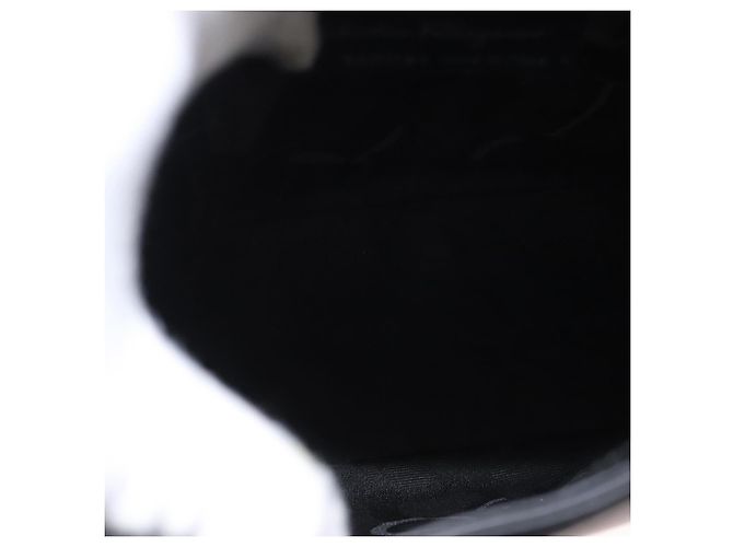 Borsa a Spalla Vala in Pelle Nera e Oro Salvatore Ferragamo Auth BA9162 Nero D'oro - vista 11