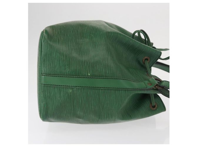 Noe LOUIS VUITTON Borsa a Spalla Petit Noé Epi Verde M44104 LV Auth ep12277 - vista 3