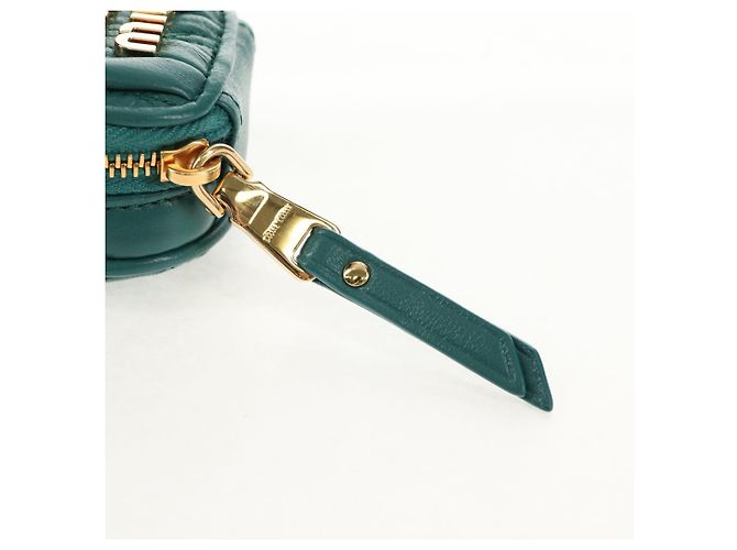 Pochette Miu Miu Matelassé Pelle Verde Oro Auth 158101SM D'oro - vista 20