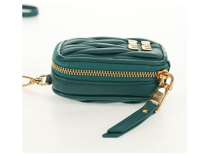 Pochette Miu Miu Matelassé Pelle Verde Oro Auth 158101SM D'oro - vista 3