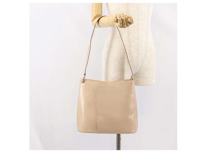Borsa a Spalla Gancini in Pelle Beige Argento Auth 160686 di Salvatore Ferragamo - vista 23