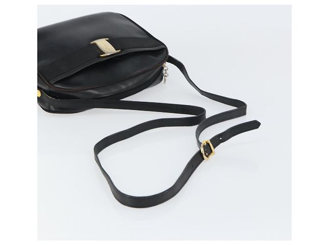 Borsa a Spalla Salvatore Ferragamo in Pelle Nera Oro Auth 158721 Nero D'oro - vista 7