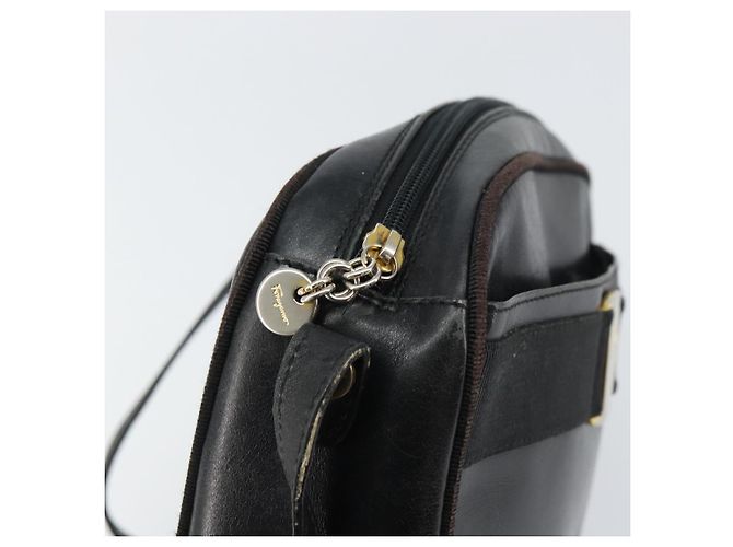 Borsa a Spalla Salvatore Ferragamo in Pelle Nera Oro Auth 158721 Nero D'oro - vista 9