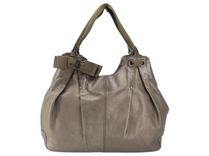 Borsa a mano Vala in pelle dorata Salvatore Ferragamo Auth bs31761 - vista 13