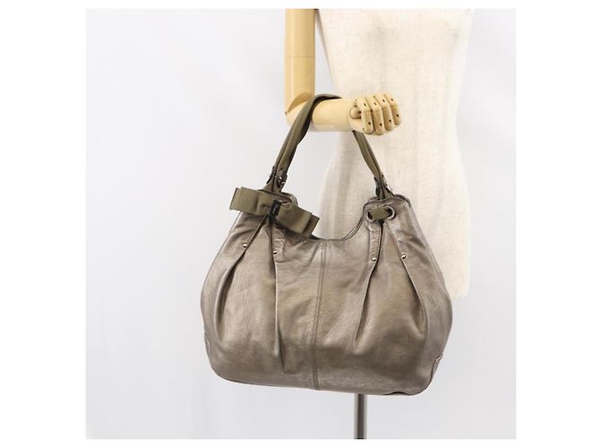 Borsa a mano Vala in pelle dorata Salvatore Ferragamo Auth bs31761 - vista 22