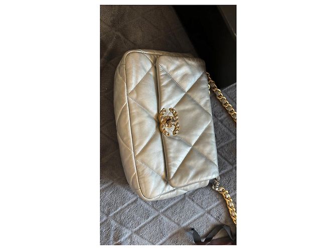 Chanel 19 Lammleder Handtasche Silber - Ansicht 11
