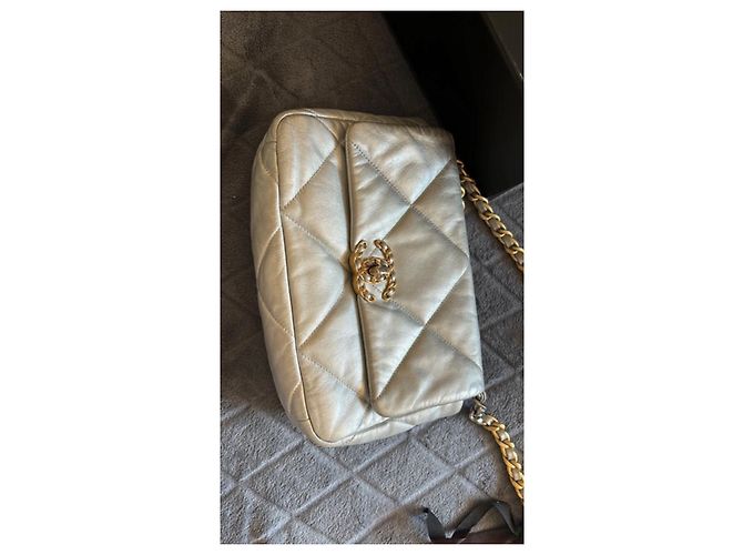 Chanel 19 Lammleder Handtasche Silber - Ansicht 5