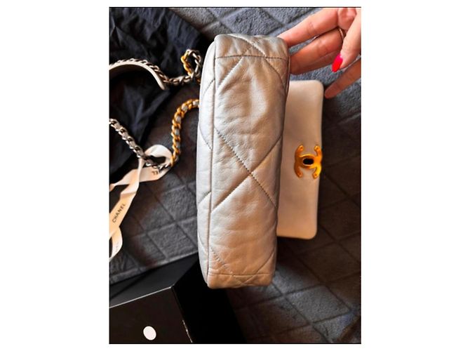 Chanel 19 Lammleder Handtasche Silber - Ansicht 6